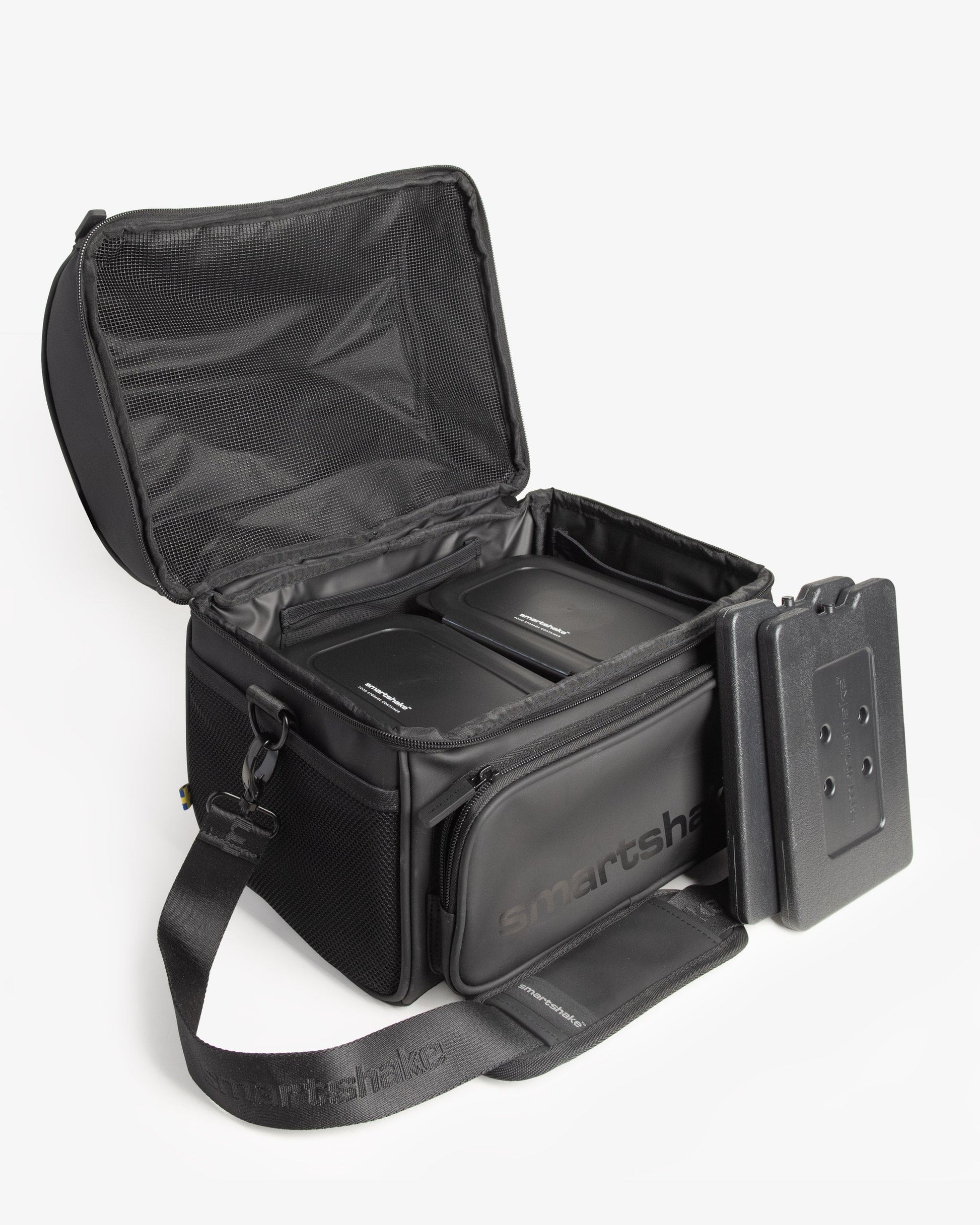 meal-prep-bag-black-with-4-food-containers-and-2-ice-packs-a3 Smartshake_Meal_Prep_Bag_Black_open.jpg