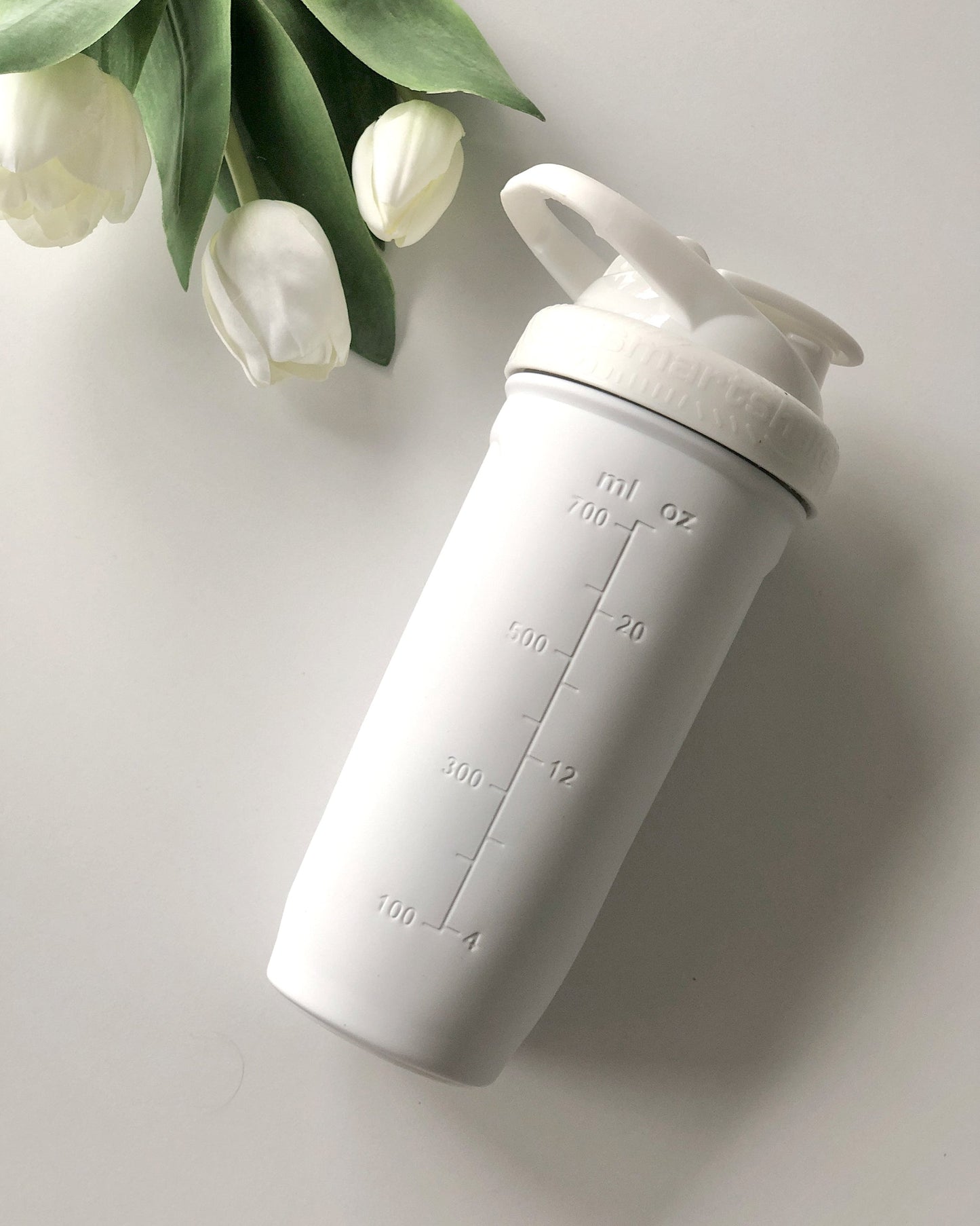 reforce-stainless-steel-white-r4 Smartshake_Reforce_Stainless_Steel_MTV_Logo_LS2_c201ff2a-8205-41aa-9b99-8a96c8ee650e.jpg