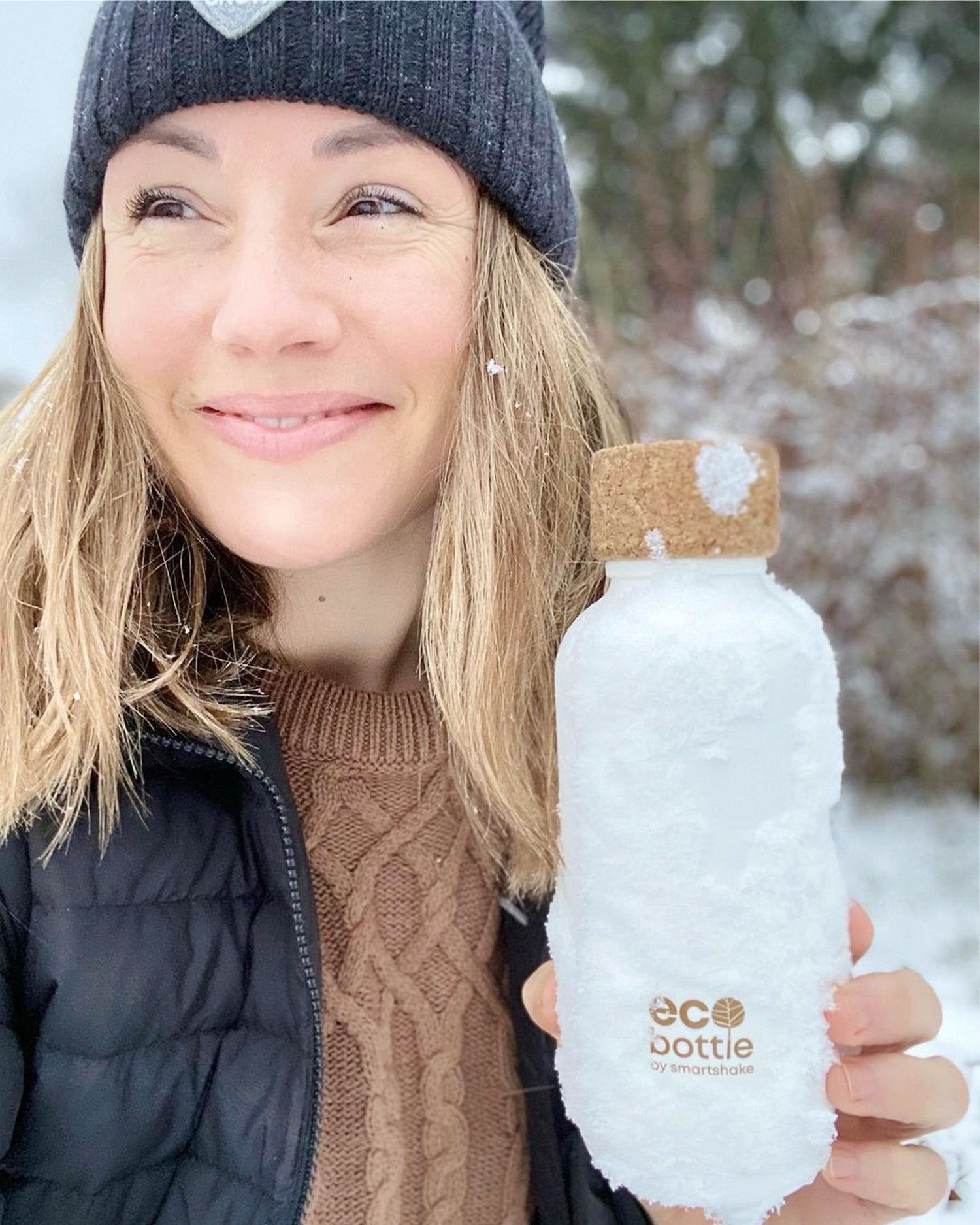 ecobottle-650-white-h1 samrtshake_ecobottle_white_lifestyle.jpg